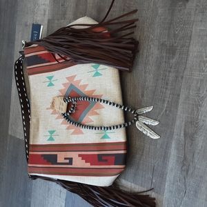 Cheeky's Navajo pearl &  feather necklace